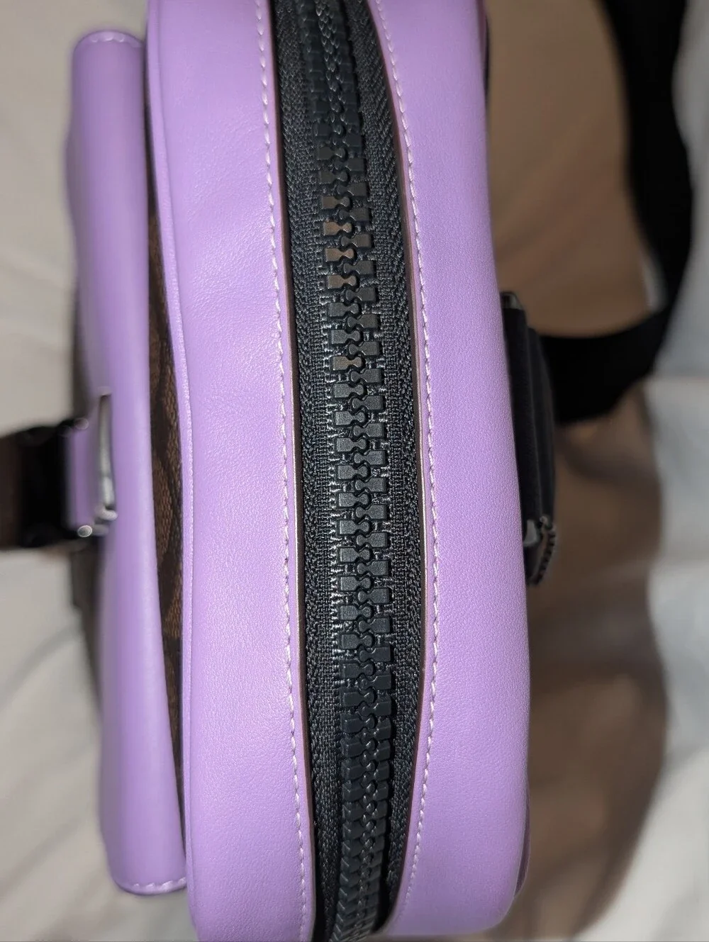 COACH LEATHER AND SIGNATURE COATED CANVAS TRACK PACK Purple Brown CL432 EUC